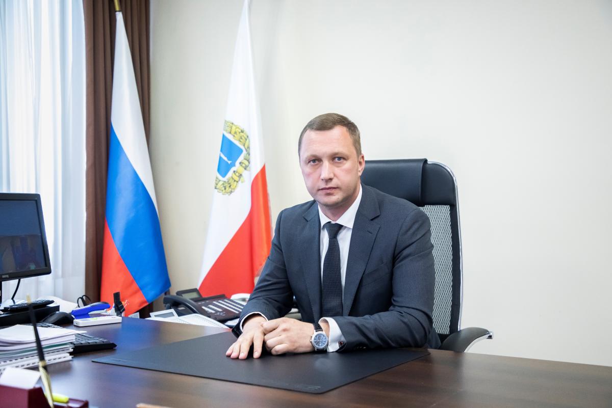 Поздравление от Губернатора Саратовской области Романа Бусаргина.
