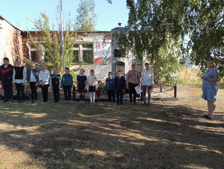 Минута молчания в память погибшим. Минута молчания в память погибшим.