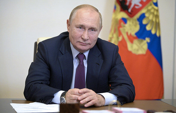 Президент Российской Федерации Владимир Путин подписал пакет поправок о военной службе. Президент Российской Федерации Владимир Путин подписал пакет поправок о военной службе.
