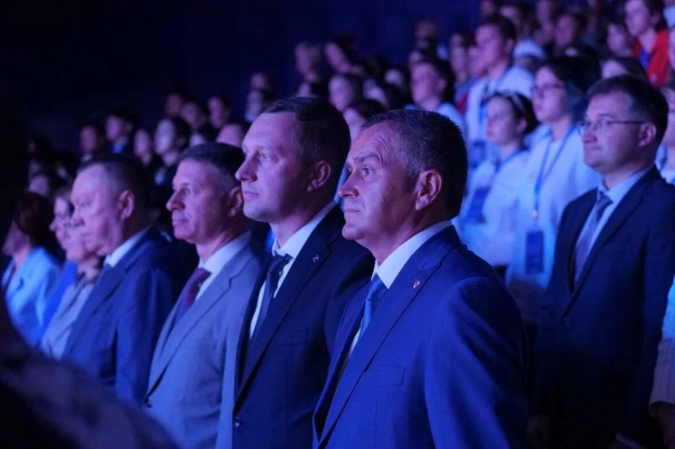 В Саратове торжественно открылся IX Российско-Китайский молодёжный форум в формате «Волга-Янцзы». В Саратове торжественно открылся IX Российско-Китайский молодёжный форум в формате «Волга-Янцзы».