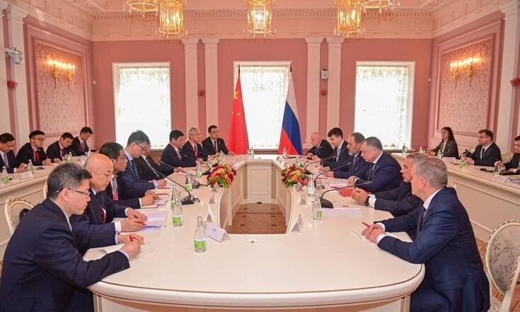 Саратовская область подписала проект соглашения о сотрудничестве с провинции Хубэй.. Саратовская область подписала проект соглашения о сотрудничестве с провинции Хубэй..
